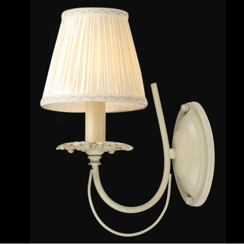 
                    Бра Maytoni Olivia ARM326-01-W        
    