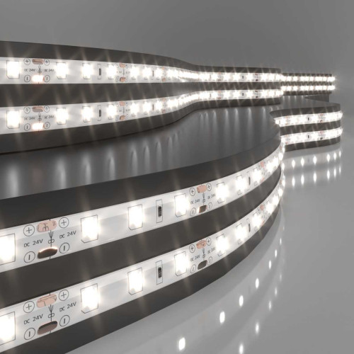 
                    Светодиодная влагозащищенная лента Elektrostandard 4,8W/m 60LED/m 2835SMD дневной белый 5M a052957        
    