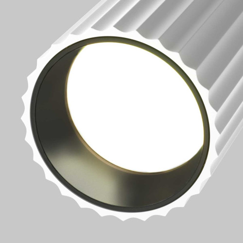 
                    Встраиваемый светильник Maytoni Technical Calipso C110CL-01-GU10-W        
    