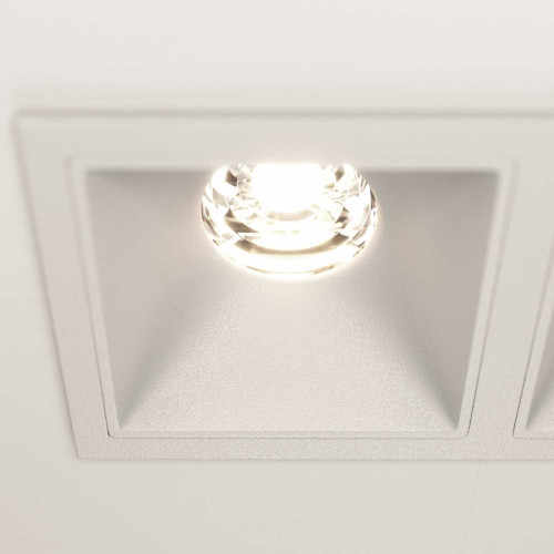 
                    Встраиваемый светильник Maytoni Technical DL043-02-10W4K-D-SQ-W        
    