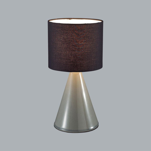 
                    Настольная лампа Lumion Moderni Segi 8132/1T        
    