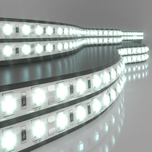 
                    Светодиодная влагозащищенная лента Elektrostandard 14,4W/m 60LED/m 5050SMD белый 5M a027840        
    