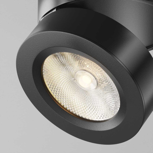 
                    Потолочный светильник Maytoni Technical C022CL-7W3K-B-1        
    
