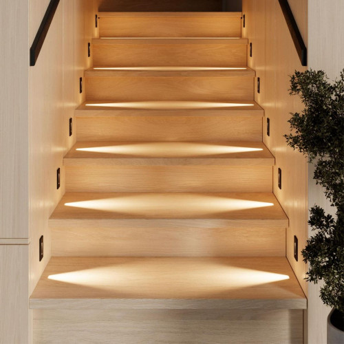 
                    Встраиваемый светодиодный светильник Odeon Light Hightech Escala 7056/3WL        
    