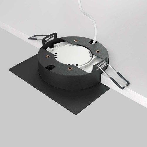 
                    Встраиваемый светильник Maytoni Hoop DL086-GX53-SQ-BG        
    