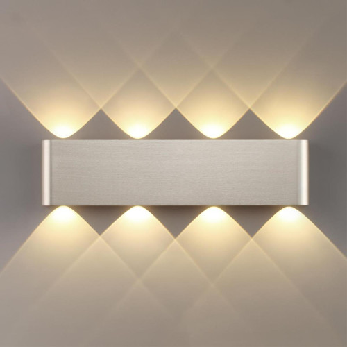 
                    Настенный светильник ODEON LIGHT HIGHTECH 7106/8WL        
    