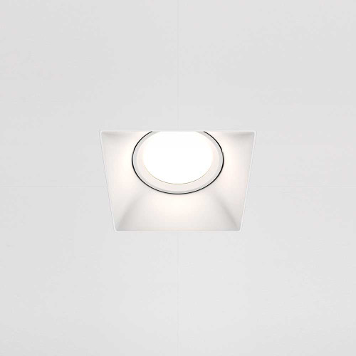 
                    Встраиваемый светильник Maytoni Technical Dot DL042-01-SQ-W         
    