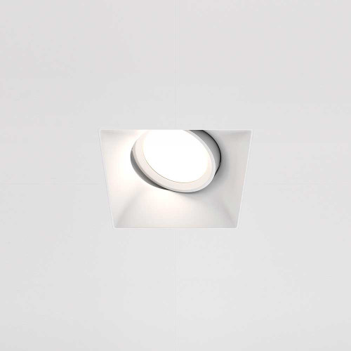 
                    Встраиваемый светильник Maytoni Technical Dot DL042-01-SQ-W         
    