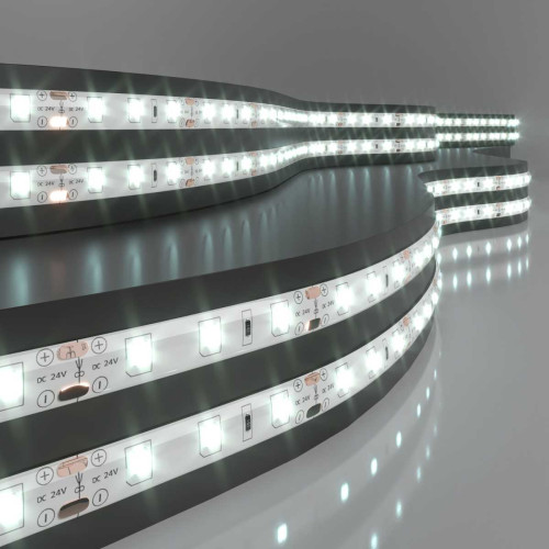
                    Светодиодная влагозащищенная лента Elektrostandard 4,8W/m 60LED/m 2835SMD холодный белый 5M a052958        
    
