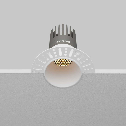 
                    Встраиваемый светильник Maytoni Technical Downlight Dip DL120-10W-3K-TRS-W        
    