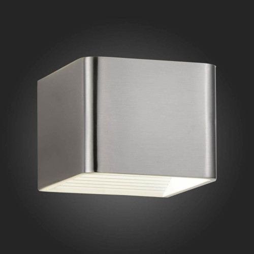
                    Настенный светодиодный светильник ST Luce SL592.071.01        
    