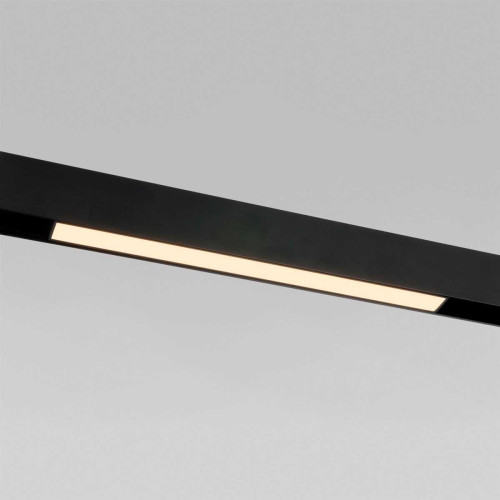 
                    Трековый светодиодный светильник Elektrostandard Slim Magnetic 85000/01 a067372        
    