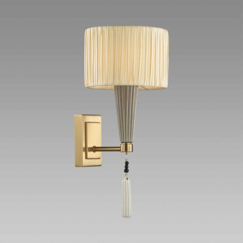 
                    Бра Odeon Light Exclusive Latte 5403/1W        
    