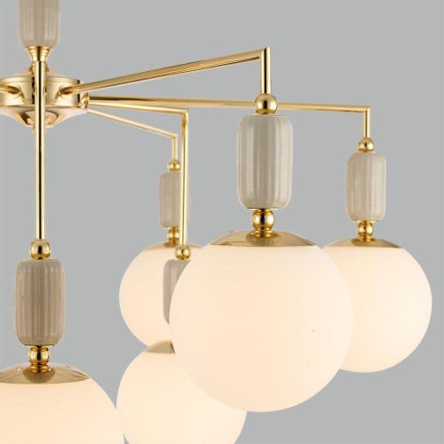 
                    Потолочная люстра Lumion Classi Vivien 6580/9C        
    