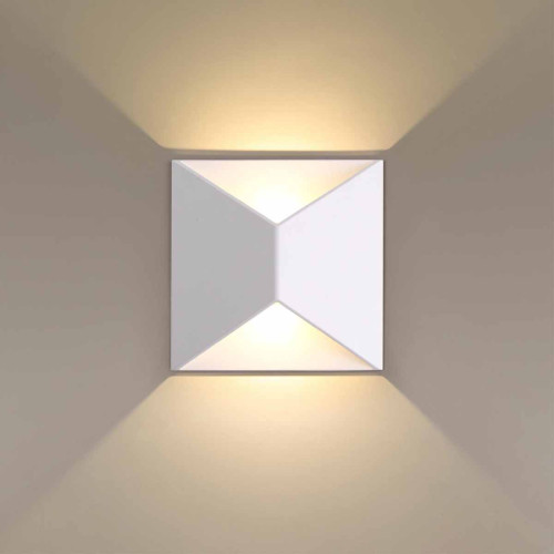 
                    Уличный настенный светодиодный светильник Odeon Light Hightech Tibro 3909/10WL        
    