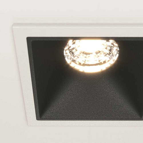 
                    Встраиваемый светильник Maytoni Technical DL043-01-10W3K-D-SQ-WB        
    